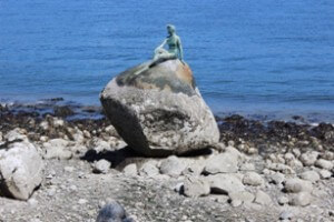 Statue Girl in A Wetsuit