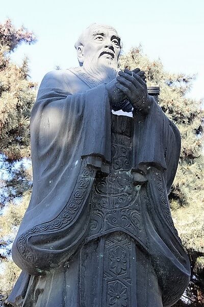 You should leave your hat on! Harbin sightseeing.