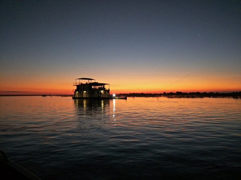 Pangolin Voyager Photo Safari